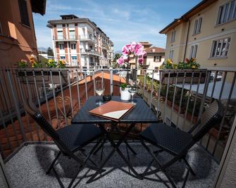 Hotel Rosa - Baveno - Balcón