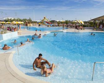 Villaggio Turistico Internazionale - Bibione - Piscina