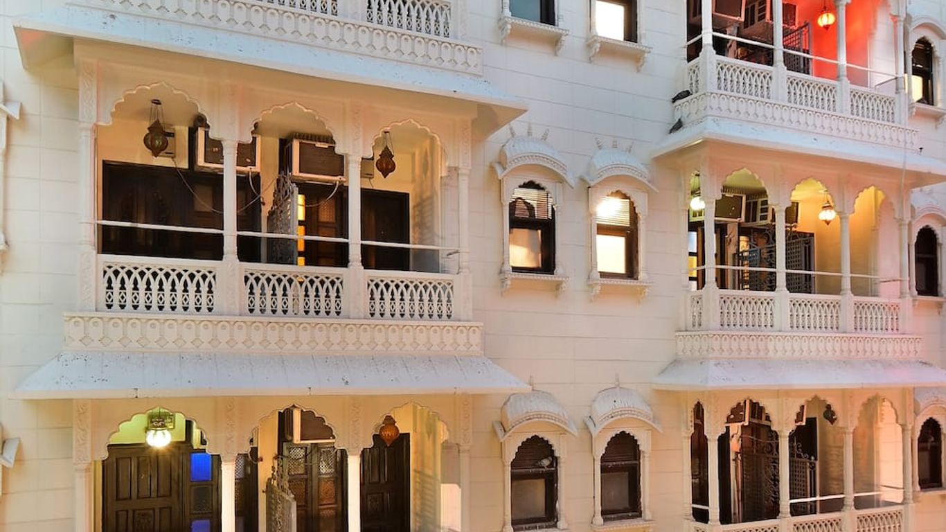 Jyoti Mahal - A Royal Heritage Hotel - Close to Connaught Place
