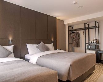 Hotel Foret Premier Nampo - Busan - Camera da letto