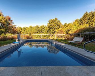 Milan Hill A-Frame - Charming & Stylish near Rhinebeck - Red Hook - Pool