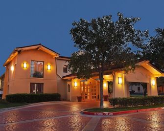 La Quinta Inn by Wyndham Amarillo Mid-City - אמרילו - בניין