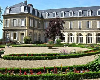 Espace Bernadette Soubirous Nevers - Nevers - Edificio