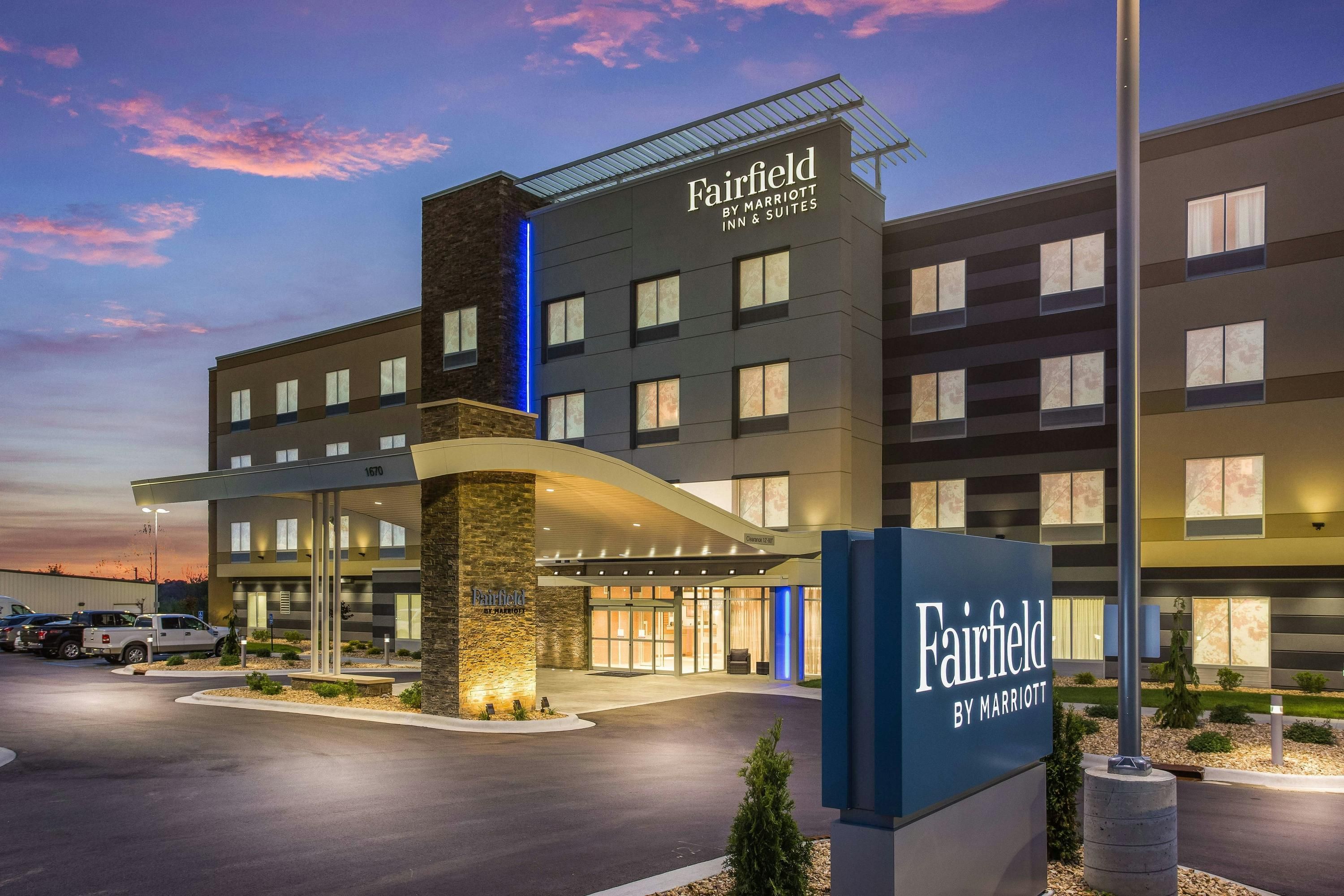 Fairfield Inn & Suites by Marriott Rolla - Rolla - Будівля