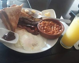 Lifesong Lodge - Kitwe - Food