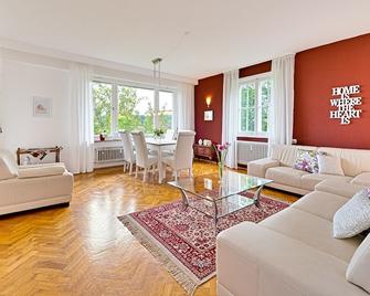 Ferienwohnung Panoramablick Freudenstadt - Freudenstadt - Sala de estar