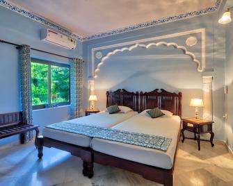 Ikaki Niwas - A Heritage Boutique Hotel - Jaipur - Bedroom