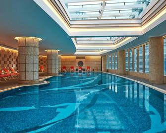 Shanghai Marriott Marquis City Centre - Shanghai - Pool