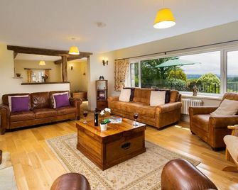 Highbeck - Kendal - Living room