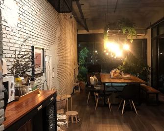 La Malila Hostel - Udon Thani - Comedor