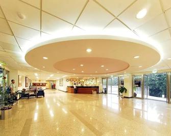 Sun Moon Lake Youth Hostel - Yuchi Township - Lobby