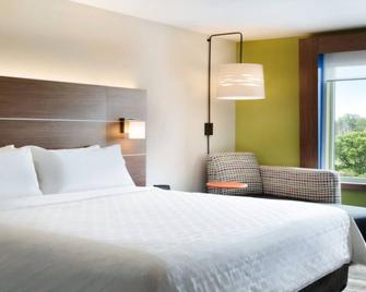 Holiday Inn Express & Suites Raleigh Airport - Brier Creek - Raleigh - Habitación