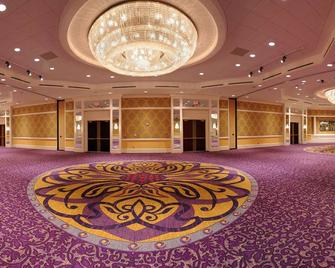 Hilton Charlotte Uptown - Charlotte - Lobby