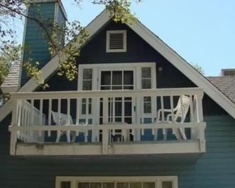 Apple Blossom Inn Yosemite - Ahwahnee - Building