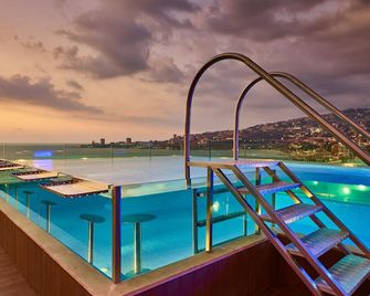 Princessa Hotel - Jounieh - Piscina