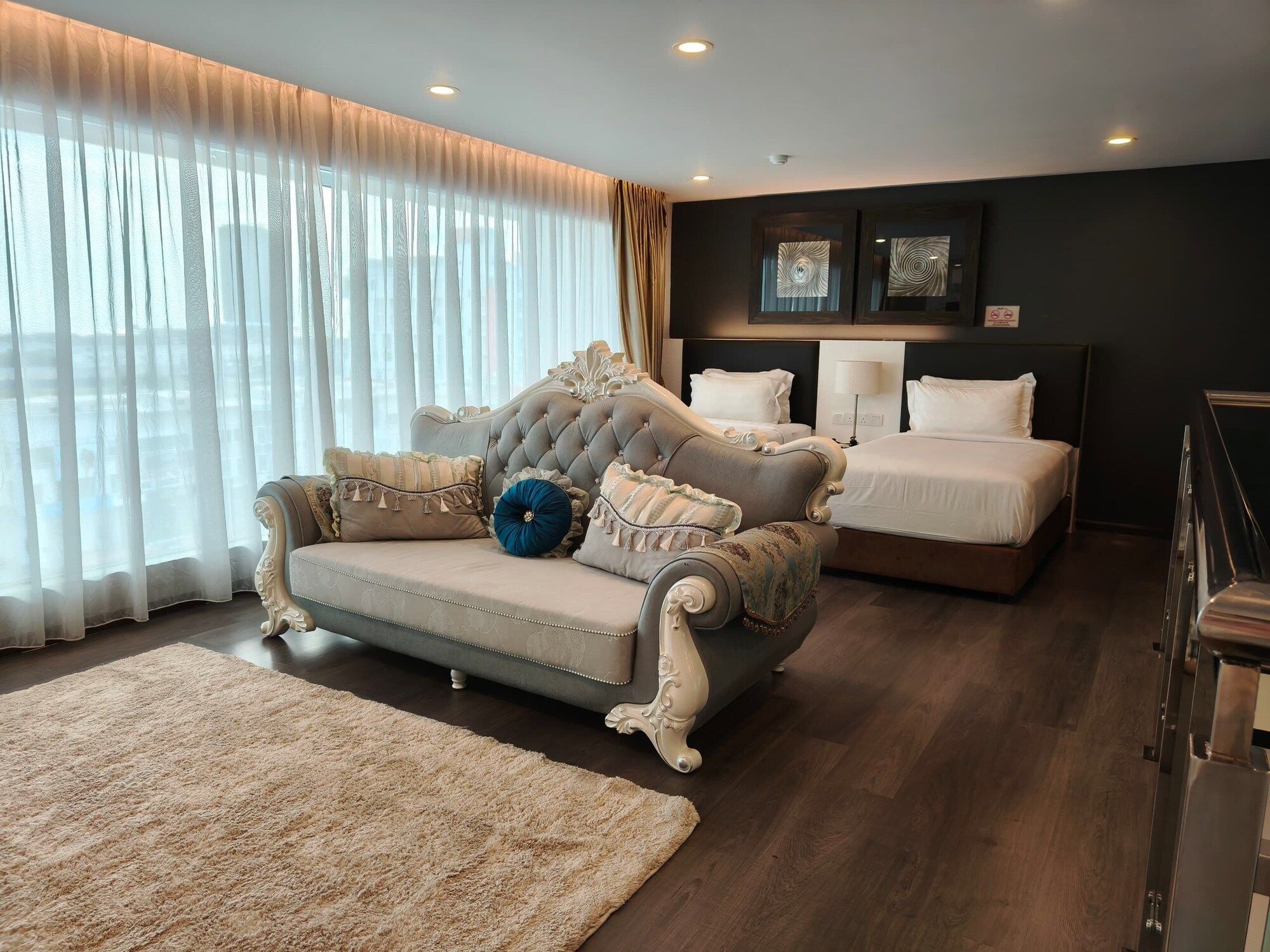 أسياتيك هوتل