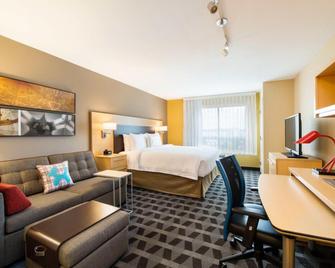 TownePlace Suites by Marriott Red Deer - Red Deer - Ložnice