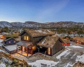 Beautiful Home In Rysstad With Kitchen - Rysstad - Edificio