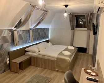 Fogadó a Két Tölgyfához - Sümeg - Habitación