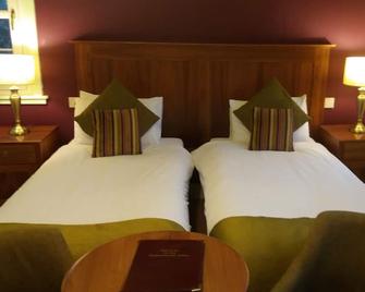 Rowardennan Hotel - Tarbet - Bedroom