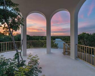 Anat Tantric Boutique Hotel - Tulum - Balkon