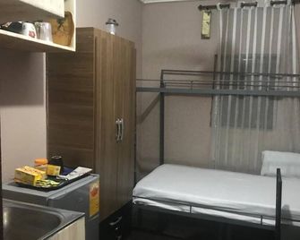 Cozy studio with WiFi, AC in enjoyable Tamale - Tamale