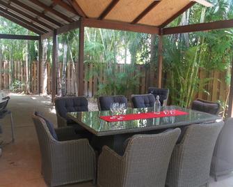 Beach House on Fox - Broome - Patio