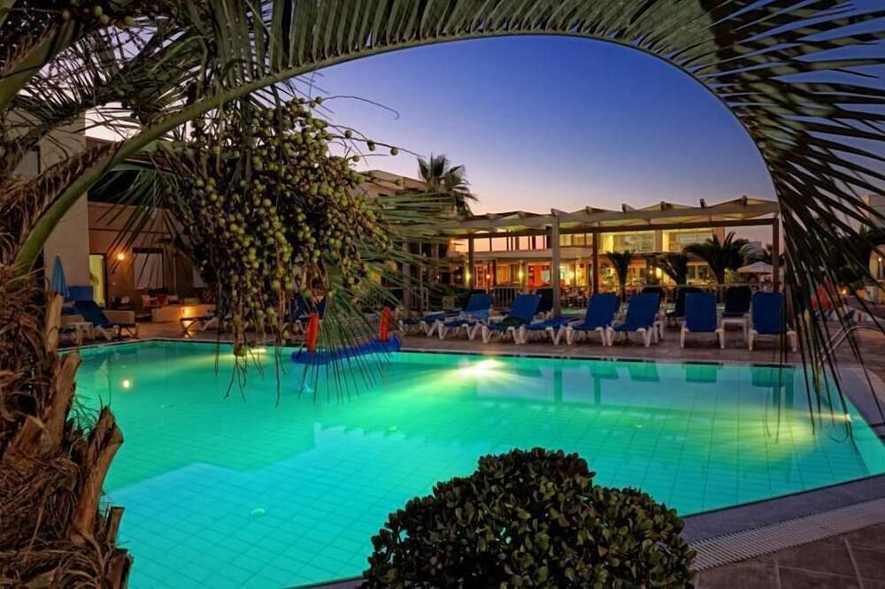 ميروبي هوتل آند أبارتمنتس