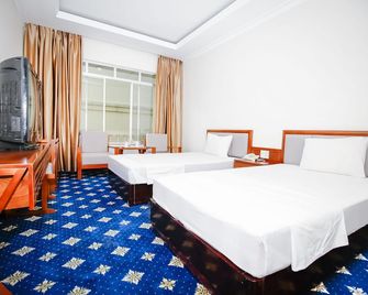 Ngan Ha Hotel - Ha Tinh - Bedroom
