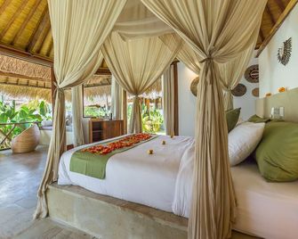 Karangasem/Emocean Beach Boutique Resort - Abang - Bedroom