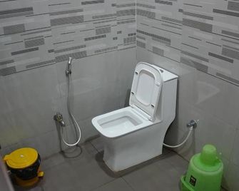 Hotel Asha Palace By Basotel - Deoghar