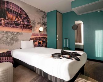 ibis styles Paris Montmartre Batignolles - Paris - Bedroom