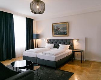 Hotel Fletzinger - Wasserburg am Inn - Bedroom
