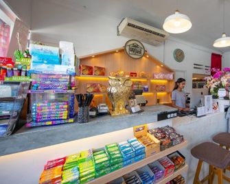 Manhattan Residence - George Town - Shop