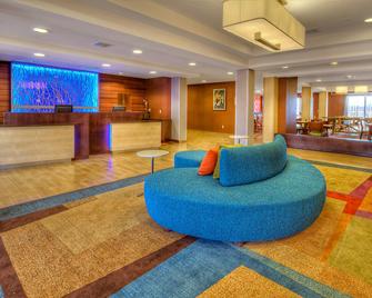 Fairfield Inn and Suites by Marriott Edmond - Edmond - Vastaanotto