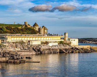 5 Brewhouse by Pureserviced - Plymouth