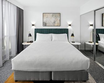 The Sebel Canberra Campbell - Canberra - Bedroom