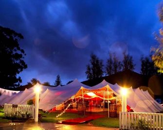 Damas Guest Farm - Worcester