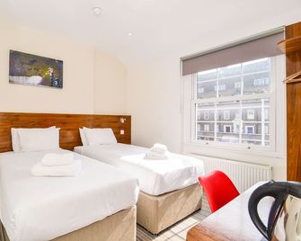 Chelsea Guest House - London - Bedroom