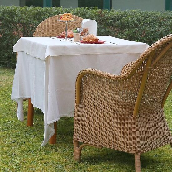 Phi Hotel Emilia image 1