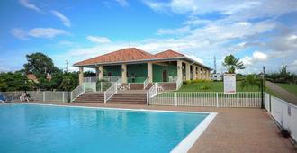 Country Club Mangowalk Townhouse - Montego Bay - Πισίνα