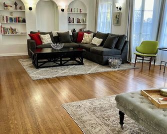 Charming Spanish Oasis. Grove- Beverly Hills-Lacma-N. Of Wiltshire. - Los Angeles - Salon