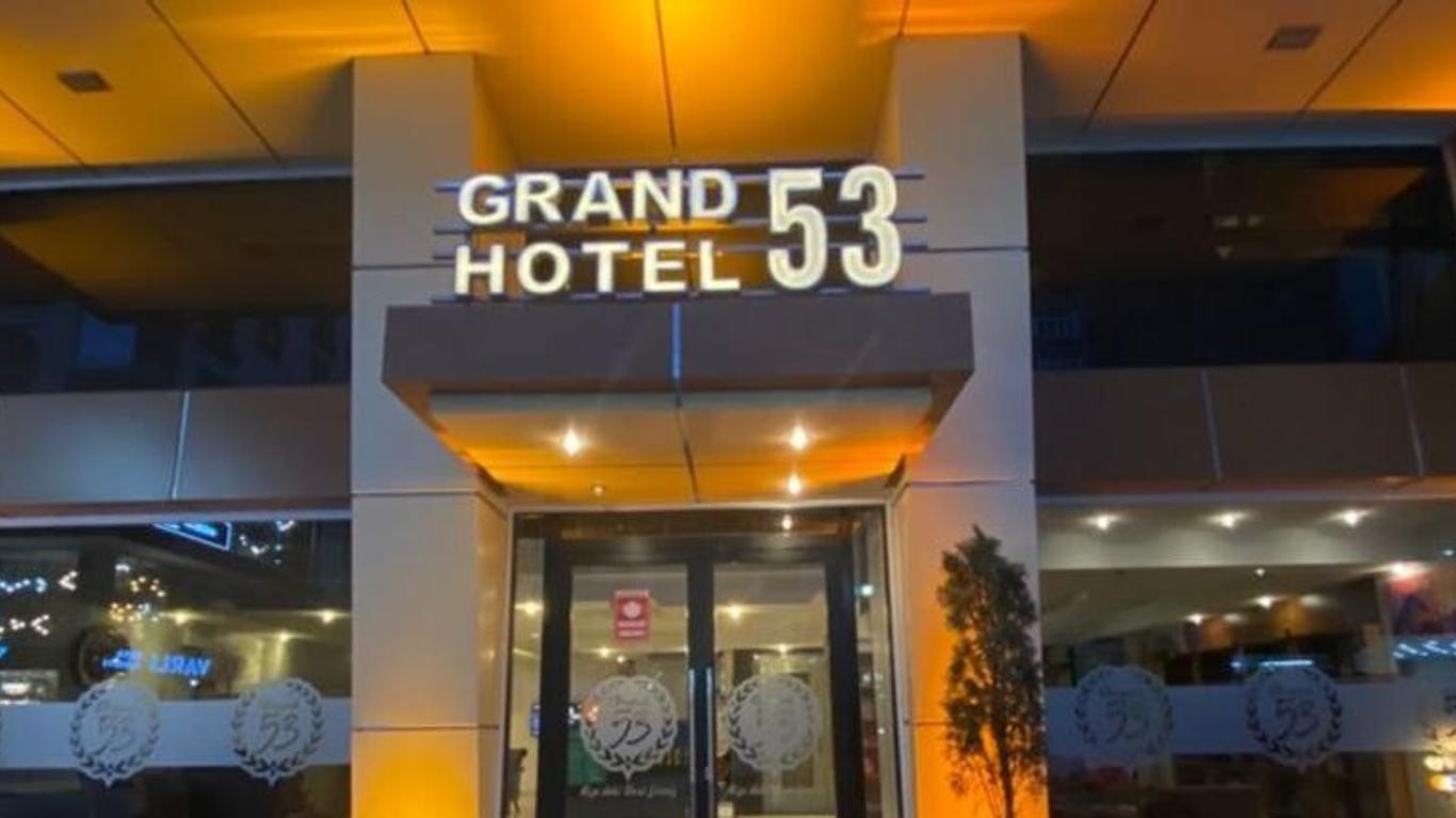 Grand Hotel 53