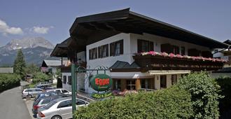 Hotel Sonne - St. Johann in Tirol - Building
