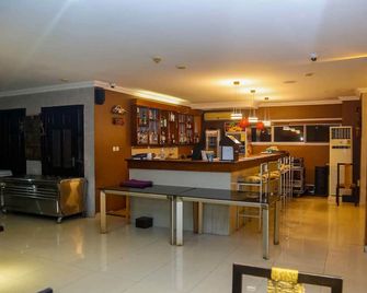 Midindi Hotel - Accra - Bar