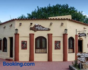 Hostal La Montaña - Cafayate - Building