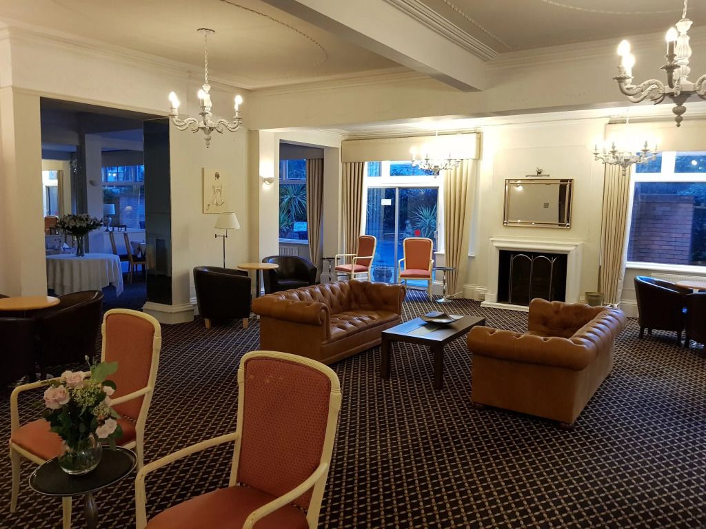 بوريلي كورت هوتل - بورنماوث - ردهة