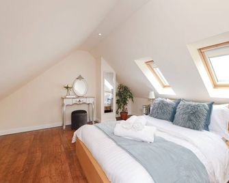 Greenknowes Entire Private Estate - Kelty