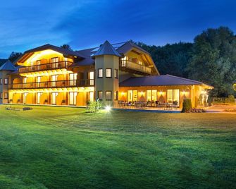 Sapia Hotel Rheinsberg - Bad Säckingen - Gebouw