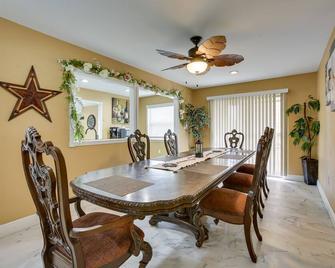 Serene Kenner Home: 16 Mi to French Quarter! - Kenner - Comedor